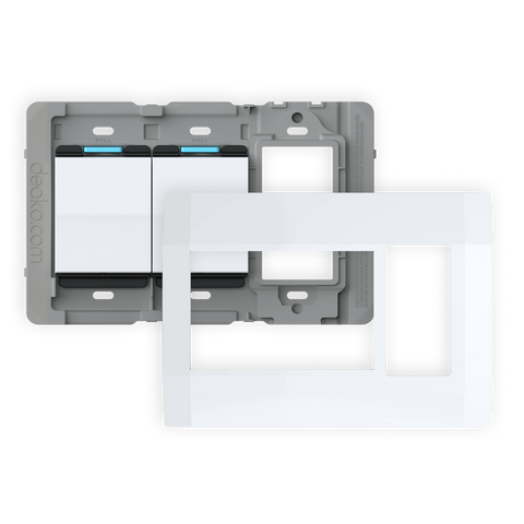 Backplate with Outlet & Faceplate with Single-Pole Simple Rocker Switch